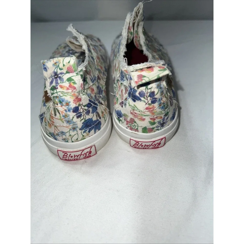 Blowfish Malibu Kids Floral Size 6